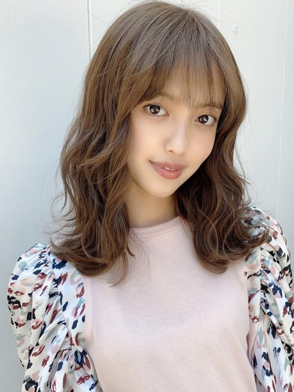 モテ・愛されテイスト重盛さと美様ヘアスタイル｜渋谷の美容院、ACHFILOのカタログ情報【ID11254】