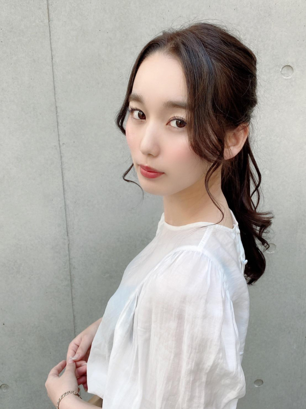 モテ・愛されテイスト韓国人風ラプンツェルヘア｜渋谷の美容院、ACHFILOのカタログ情報【ID1596】